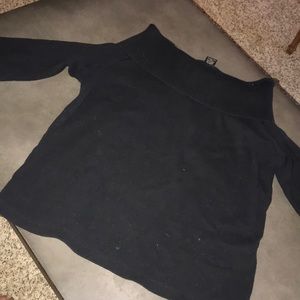 Turtle neck SIZE LARGE super comfy :)